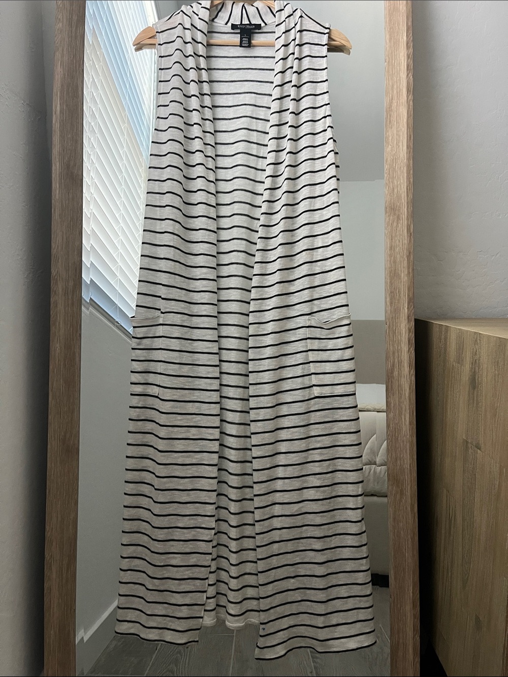 White House Black Market Black and White Striped Duster Cardigan
